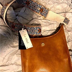 Lei Meil Vegan Hand Bag Brand New